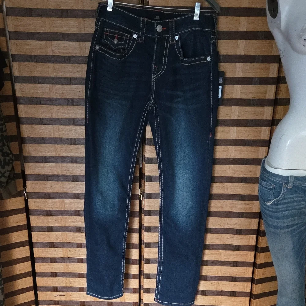 NWT! True Religion GENO Relaxed Slim